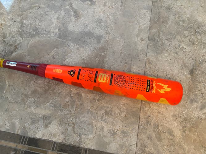 2025 Easton Hype Fire Composite USSSA Certified Bat (-8) 22 oz 30" (Used)