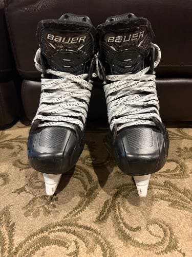 2022 Bauer Supreme Mach Hockey Skates 8 (Used)