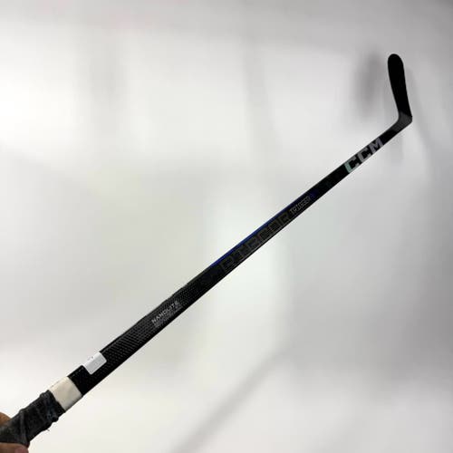 Used Left CCM Ribcor Trigger 9 Pro | 85 Flex P28M Curve Grip | J184