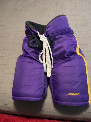 Men's Senior Medium Bauer Hockey Pants Pro Stock (Used)