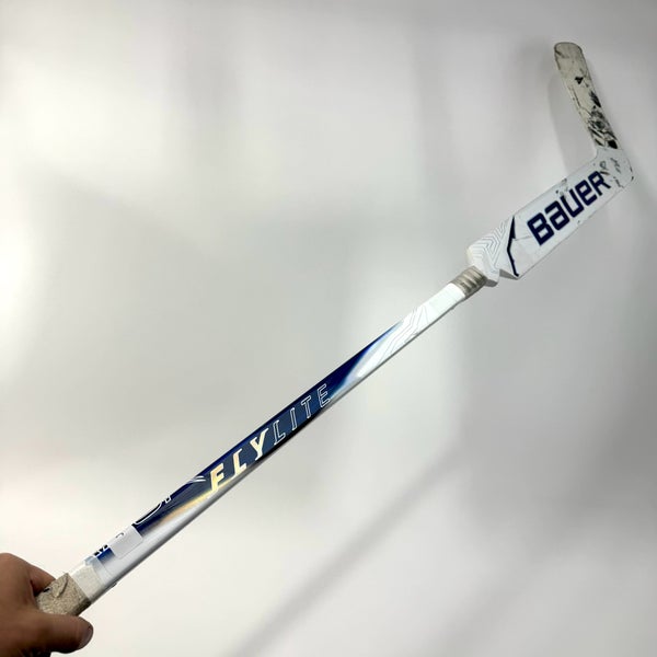 Used Regular White/Navy Bauer Vapor Flylite Goalie Stick | 25" Paddle Wedge Curve | J197
