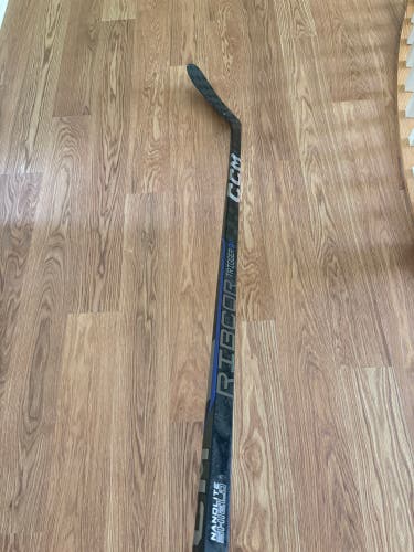 Senior CCM Ribcor Trigger 9 Pro Left Hand Hockey Stick P28 75 Flex (Lightly Used)