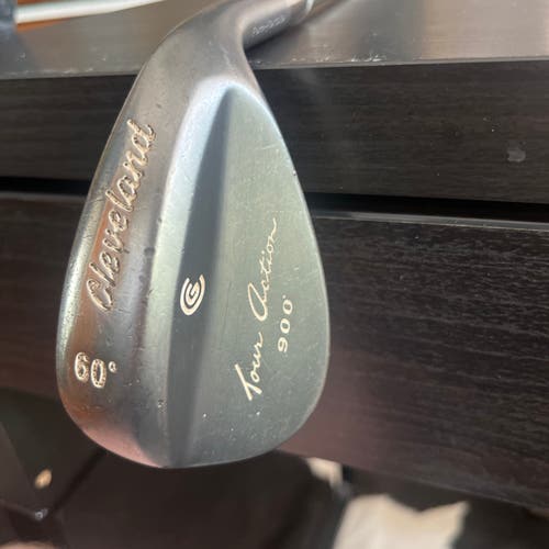 Men's Cleveland tour action Right Handed Wedge Stiff Flex 60 Degree Steel Shaft (Used)