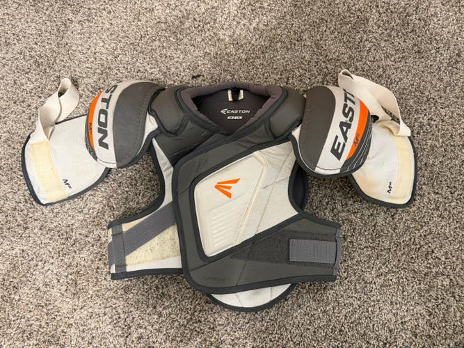 Men's Large Senior Easton M3 Shoulder Pads (Used)