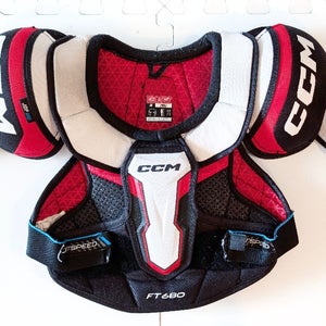Small Junior CCM JetSpeed FT680 Shoulder Pads (Used)