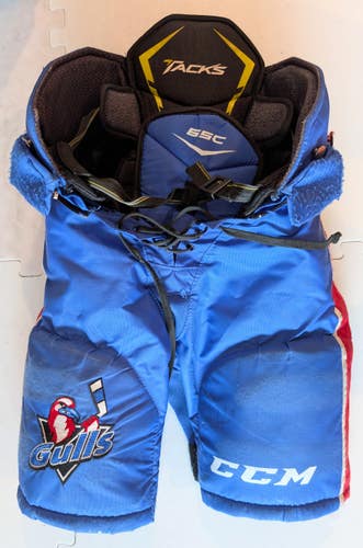 Junior Small CCM Tacks 65c Hockey Pants (Used)