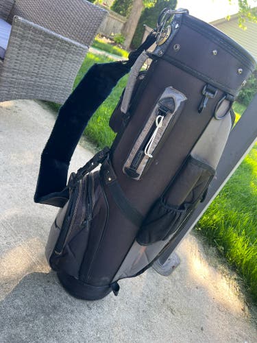 Men's Mizuno Carry Bag (Used)