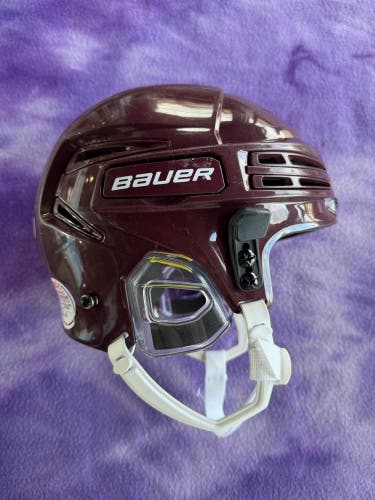 Red Small Bauer Re-Akt 75 Helmet (Used)