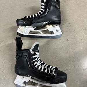 AHL ROCKFORD ICE HOGS 2025 CCM JetSpeed FT8 Pro Hockey Skates Regular Width Pro Stock 9.5