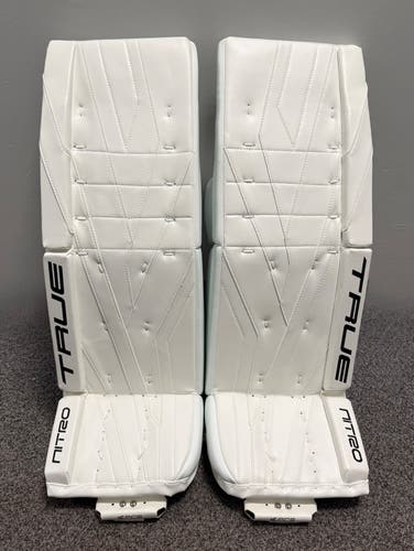 True Nitro Catalyst 35+2 Goalie Pads White/White Senior 2026 (NEW)