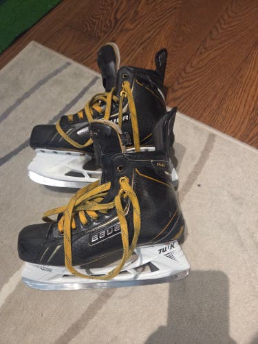 Bauer Supreme TotalOne NXG Hockey Skates Extra Wide Width 7 (Used)
