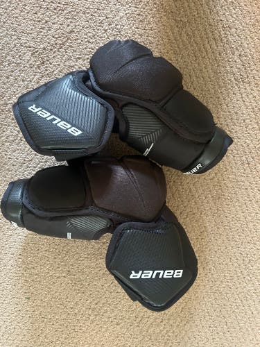 Senior Medium Bauer Pro Series Elbow Pads (New)