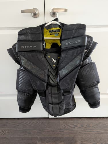 Small 2024 Bauer Shadow Goalie Chest Protector (Used)