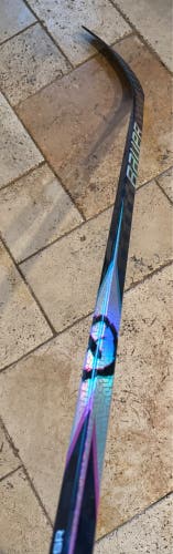 Senior Bauer Proto2 Right Handed Hockey Stick P88 65 Flex (Used)