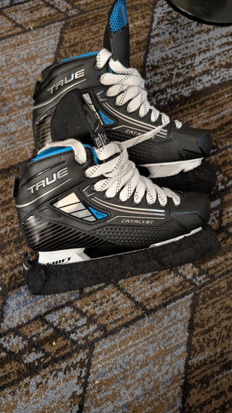 True Catalyst 5x4 Hockey Goalie Skates Wide Width 8.5 (Used)