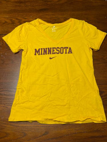 Nike MINNESOTA Gophers Tshirt women’s size S