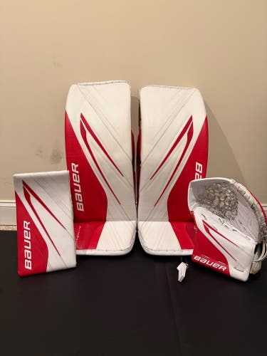 33" Bauer Hyperlite 2 Regular Goalie Full Set Pro Stock (Used)