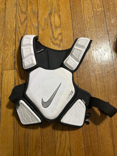 Adult Nike Vapor Shoulder Pads (Used)