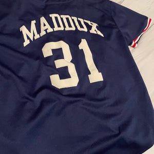Atlanta Braves Greg Maddux Unisex Starter Jersey (Used)