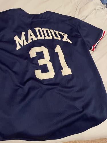 Atlanta Braves Greg Maddux Unisex Starter Jersey (Used)