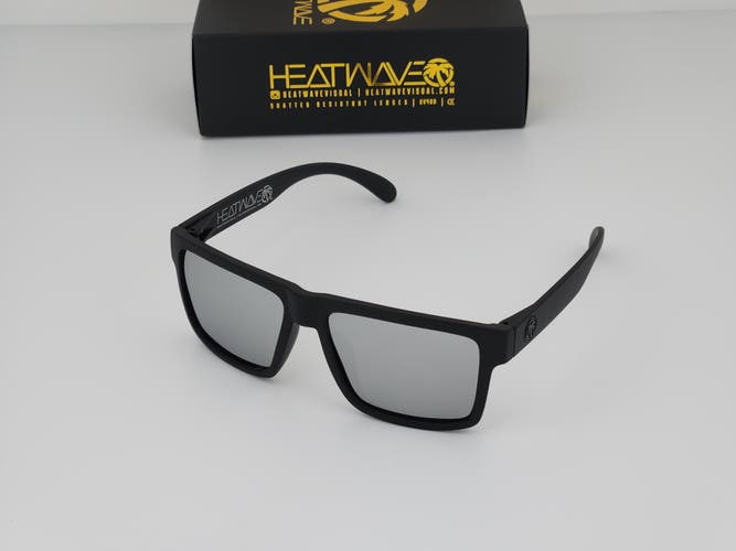 Polarized Heatwave Vise Z80 Square Sunglasses Matte Black Silver Mirror H25