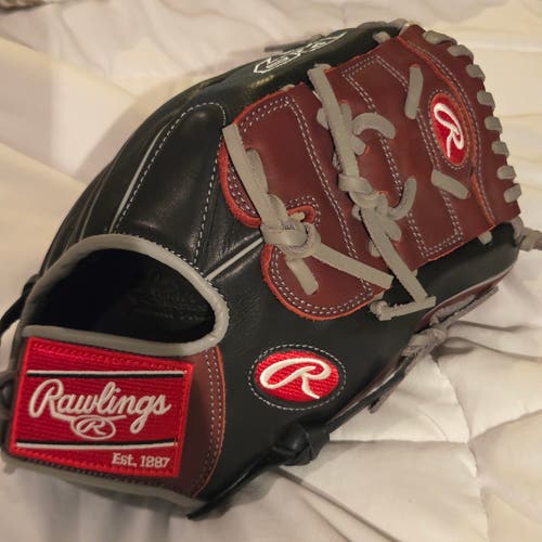 Rawlings RH Infield R9 Baseball Glove 12" Excellent Condition. Game Ready