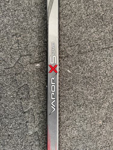 Intermediate Bauer Vapor X5 Pro Right Handed Hockey Stick - P88 55 Flex RH (Used)