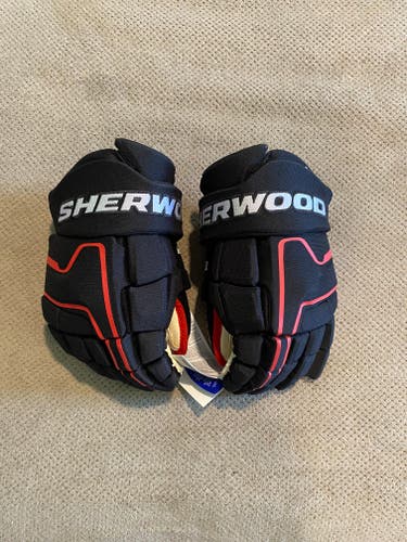 CONNOR BEDARD Sher-Wood Rekker Gloves 14" Pro Stock