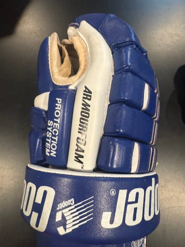 Cooper leather hockey gloves