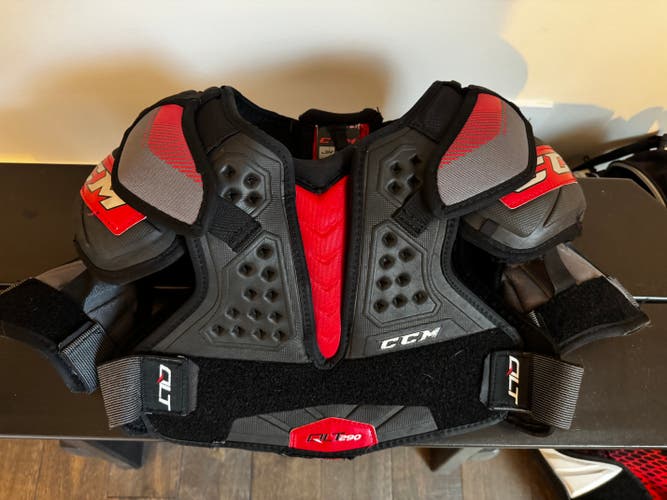 Medium CCM JetSpeed FT4 Pro Shoulder Pads