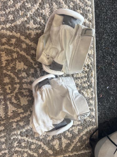 Medium/Large Adult Maverik Max Arm Pads (Used)