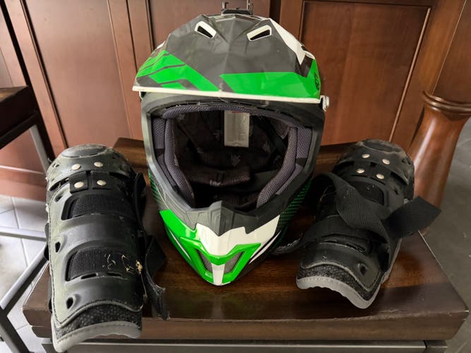 HJC CLXY II Youth XL Helmet (Used).