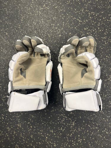 Warrior Burn Lacrosse Gloves (Used)