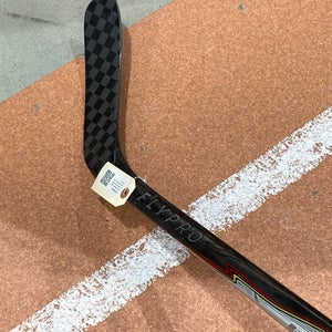 Used Senior Bauer Vapor Flypro Right Handed Hockey Stick P88