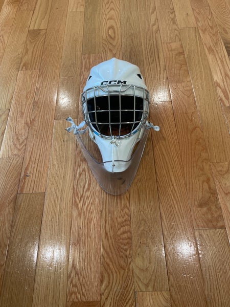 Senior Small CCM AXIS XF Goalie Mask virtually new
