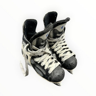 Used CCM 452 Junior Hockey Skate Junior 03.5 11375-S000374743