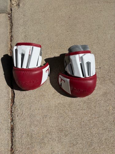 Taft Lacrosse Large Adult Maverik Max Elbow Caps (Used)