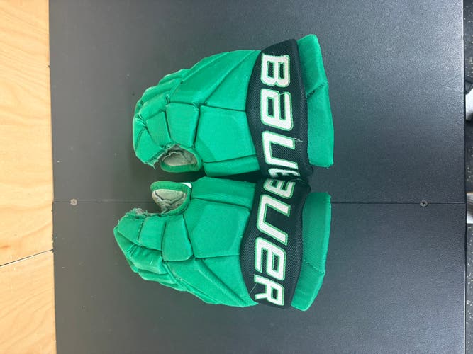 Bauer Vapor Pro Team Gloves 13" (Used)