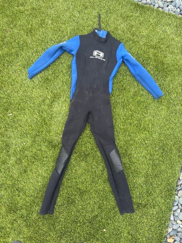Women's Fullsuit Medium 3/2mm Wetsuit (Used)