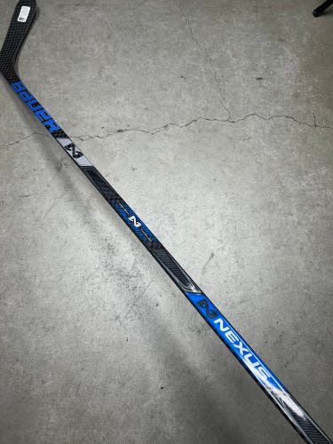 77 Flex P92 Senior Bauer Nexus N Left Hand (New) Pro Stock