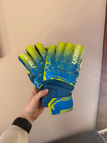 Medium Reusch Goalie Gloves (Used)