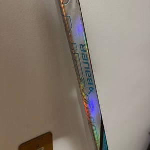 Junior Bauer Nexus Tracer Right Handed Hockey Stick P92 50 Flex (Used)