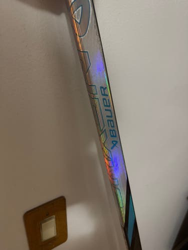 Junior Bauer Nexus Tracer Right Handed Hockey Stick P92 50 Flex (Used)