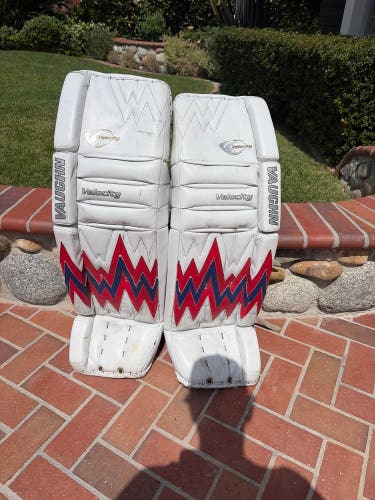 36" Vaughn Velocity 7500 Goalie Leg Pads (Used)
