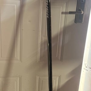 Senior Bauer Vapor Flylite Left Hand Hockey Stick P29 77 Flex (New)