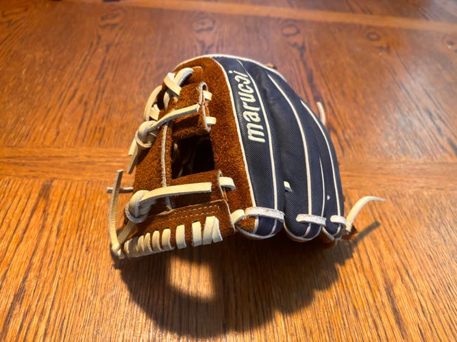 Marucci Nightshift Series Cowboy 11.5" Fielding Glove -(barely used)