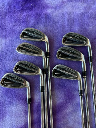 Men's Nike CCI Cast Iron Set Right Handed (Used)
