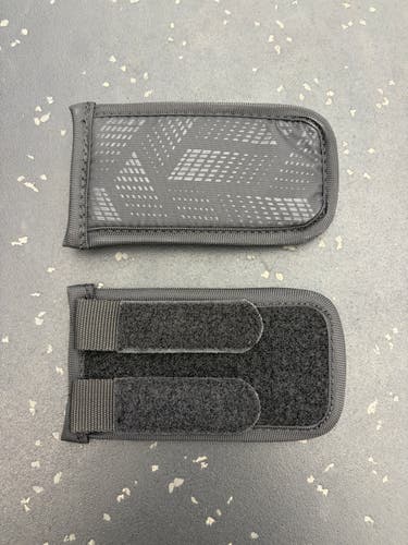 Bauer S26 Goalie Pad Knee Wing Pair - Black (1060623)