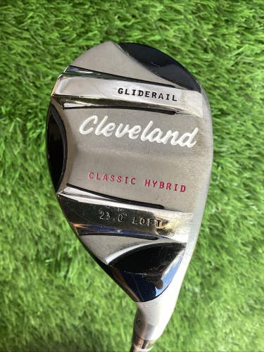 Cleveland Classic Hybrid H4 23* Loft With Ladies Graphite Shaft