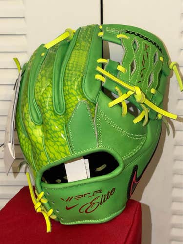 2025 Nike RH Infield Vapor Elite Baseball Glove 11.5" (New) "Snake eyes" Kobe grinch